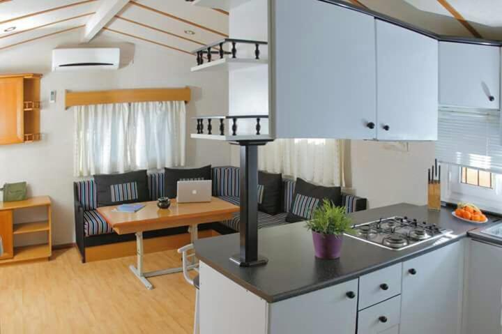 Kitecamp Tarifa Apartment Exterior photo